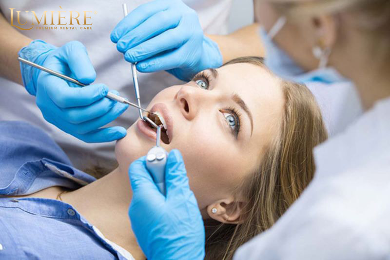 Có nên nhổ 4 răng khôn cùng lúc? Lợi ích và rủi ro gặp phải 1 Lợi ích của việc nhổ 4 răng khôn cùng lúc